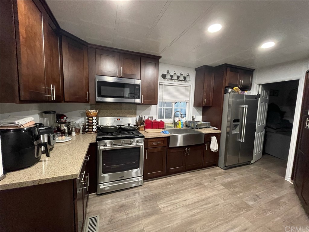 3825 Crestmore Road, Unit 340 Riverside, CA 92509 - Photo 17 of 21 Gallery Image 17