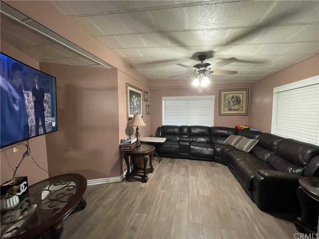 3825 Crestmore Road, Unit 340 Riverside, CA 92509 - Photo 4 of 21 Gallery Image 4