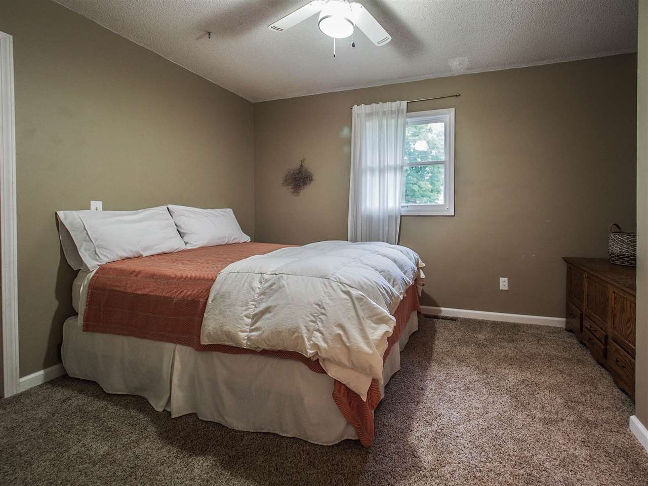 5755 Vinton Road Williamsburg, MI 49690 - Photo 12 of 18 1852425-15.JPG