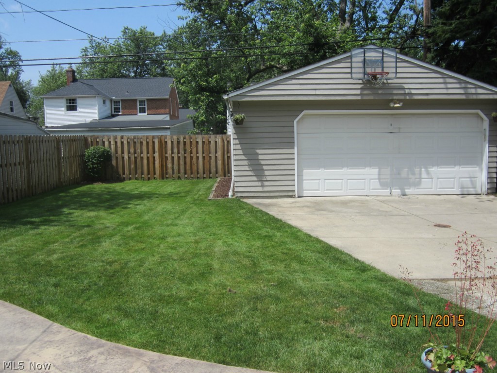 1740 Oakmount Road South Euclid, OH 44121 - Photo 25 of 25