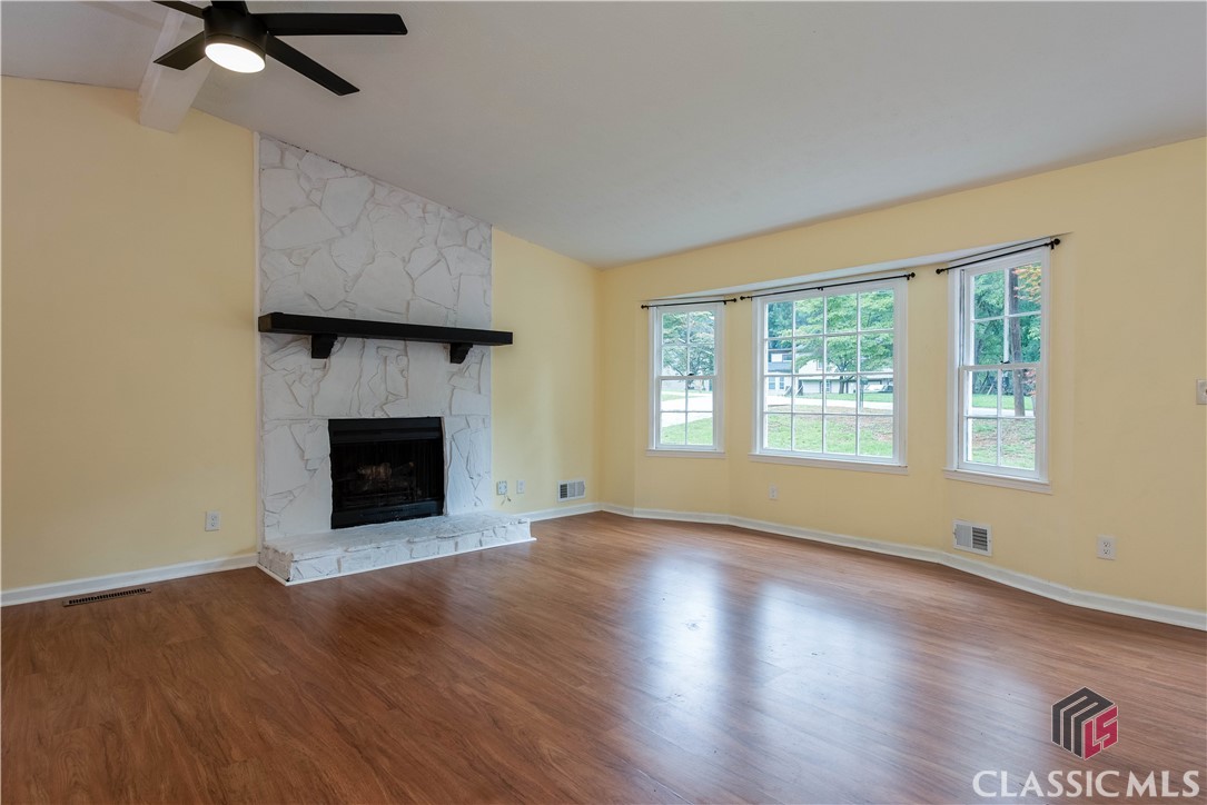 3102 Bromley Rowe Duluth, GA 30096 - Photo 7 of 40