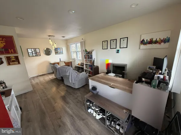 $3,200 | 7608 Heritage Drive, Annandale, VA 22003