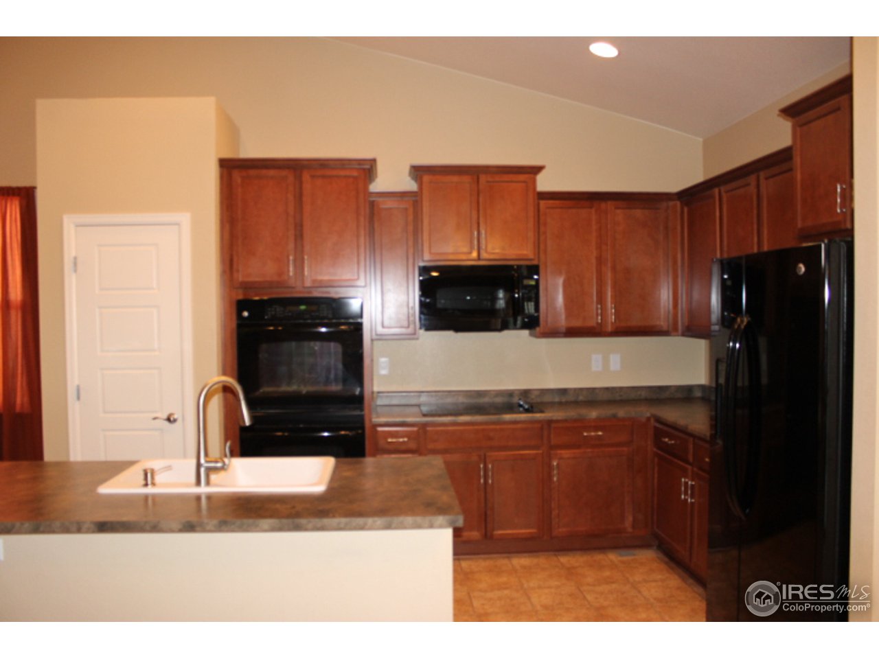 8612 Raspberry Drive Frederick, CO 80504 - Photo 8 of 18