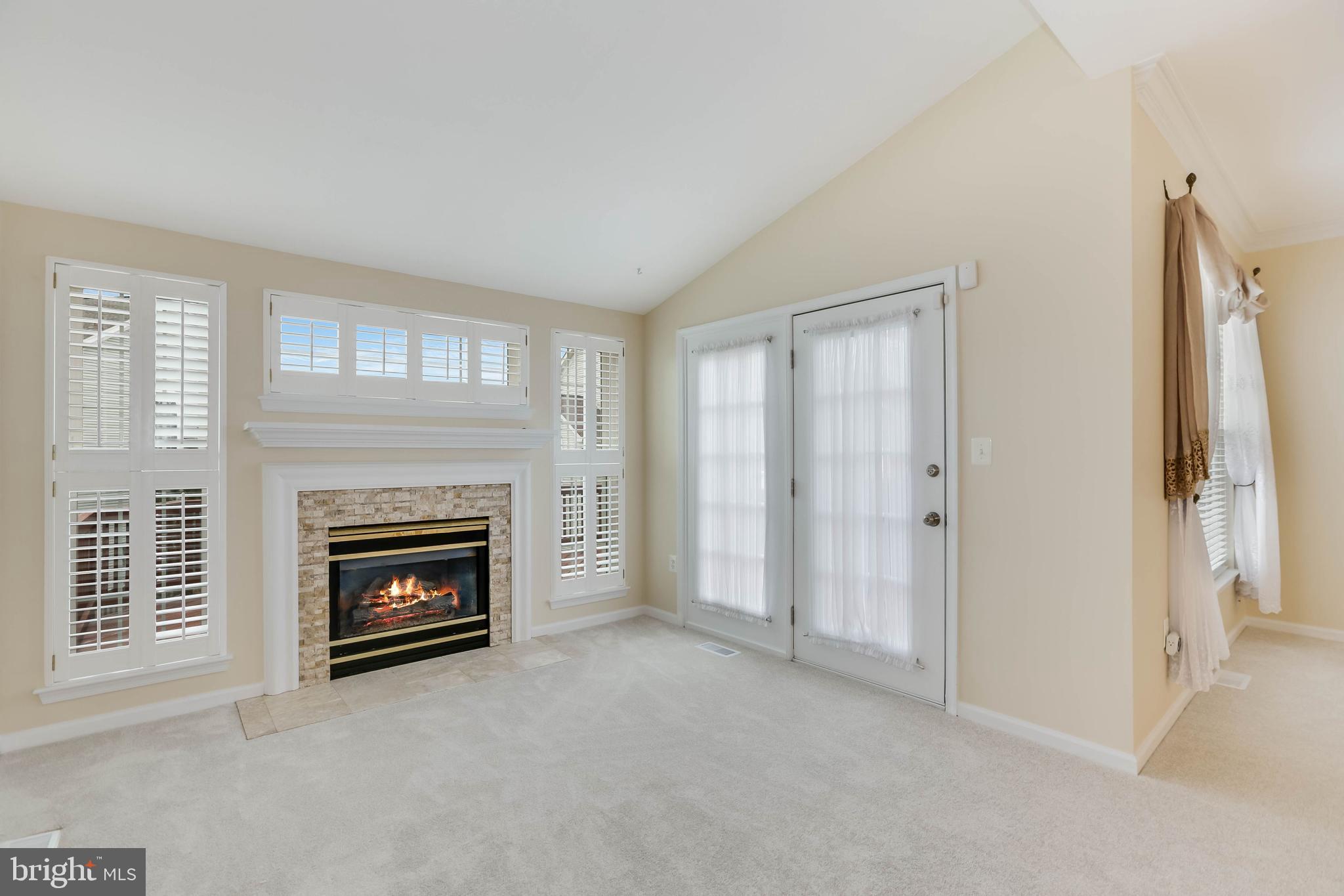 44036 Rising Sun Terrace Ashburn, VA 20147 - Photo 13 of 34 Gallery Image 13