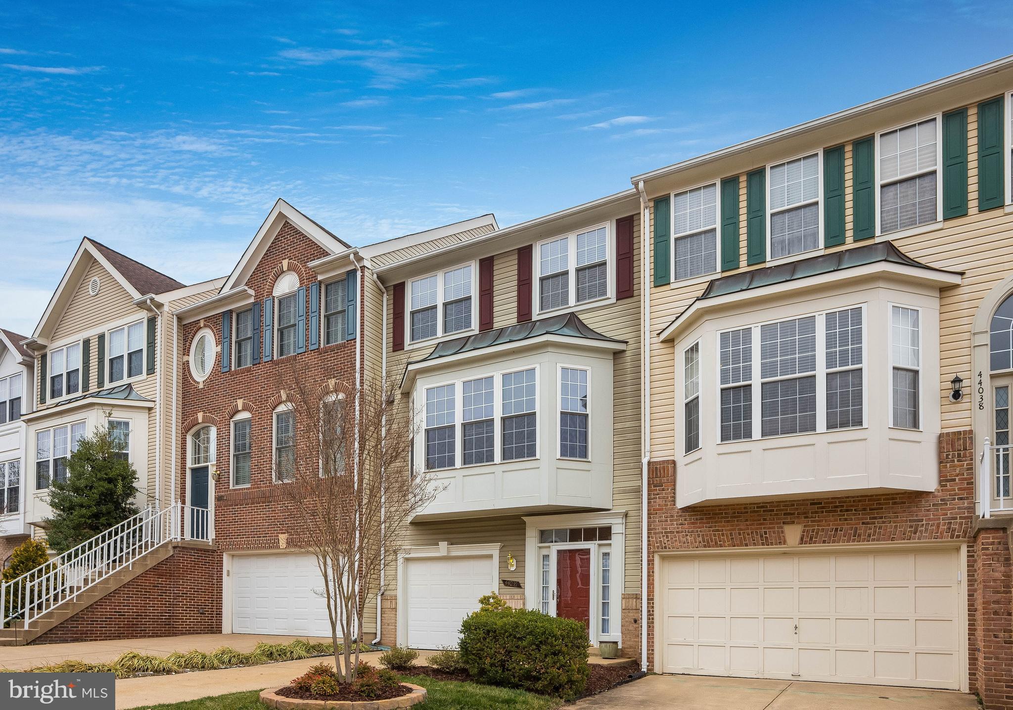 44036 Rising Sun Terrace Ashburn, VA 20147 - Photo 3 of 34 Gallery Image 3