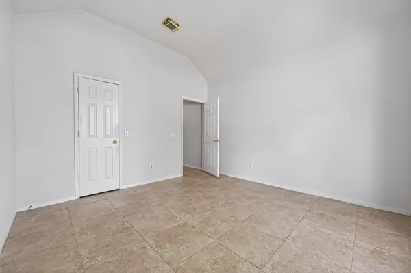 $2,500 | 12727 Magnolia Leaf Street, Houston, TX 77065