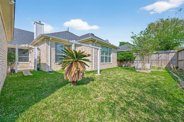 $2,500 | 12727 Magnolia Leaf Street, Houston, TX 77065