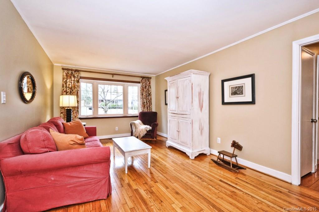 714 Lochridge Road Charlotte, NC 28209 - Photo 4 of 22 Gallery Image 4