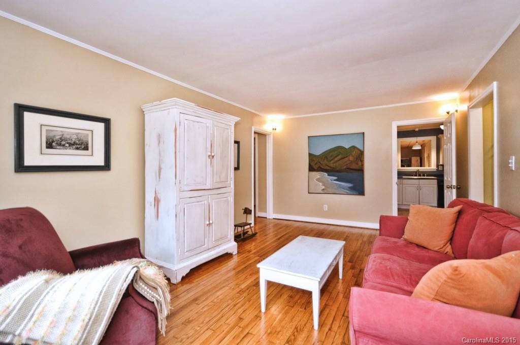 714 Lochridge Road Charlotte, NC 28209 - Photo 5 of 22 Gallery Image 5