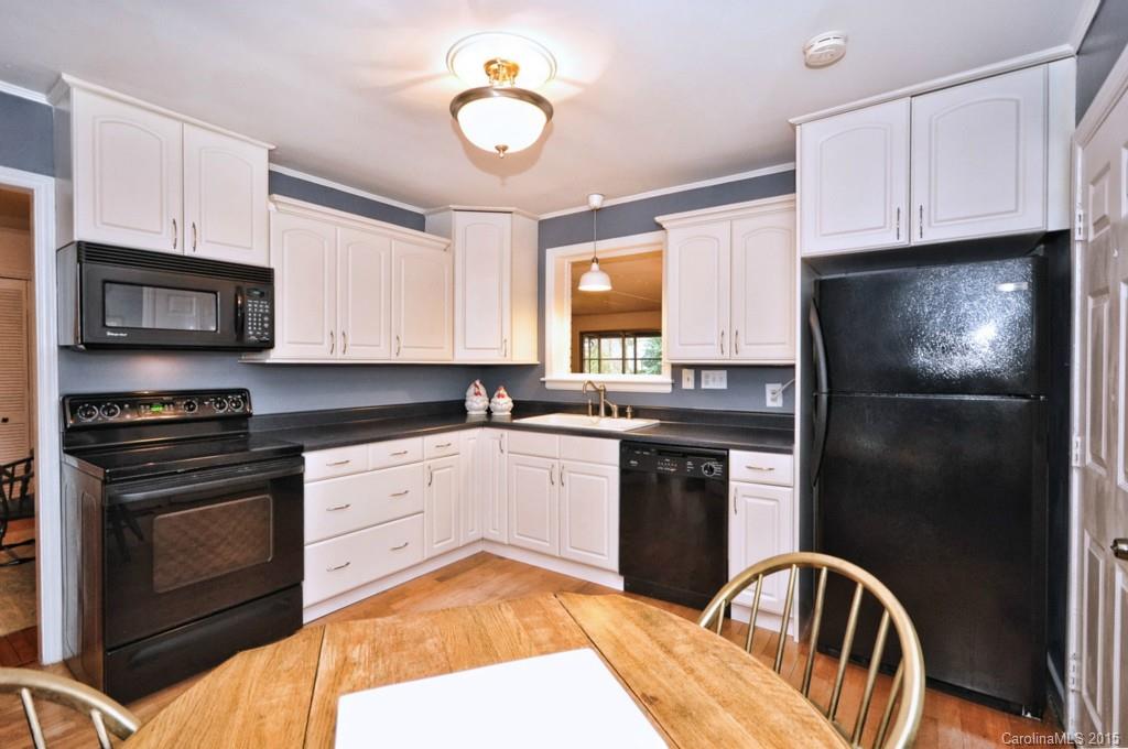 714 Lochridge Road Charlotte, NC 28209 - Photo 7 of 22 Gallery Image 7