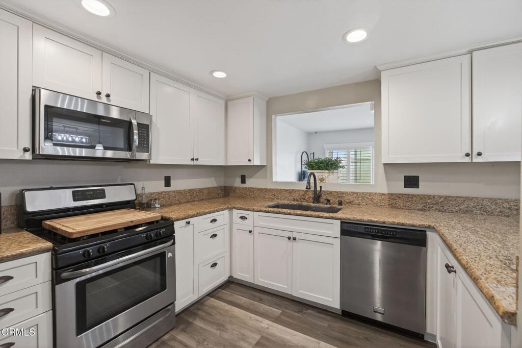 5121 Perkins Road Oxnard, CA 93033 - Photo 13 of 30