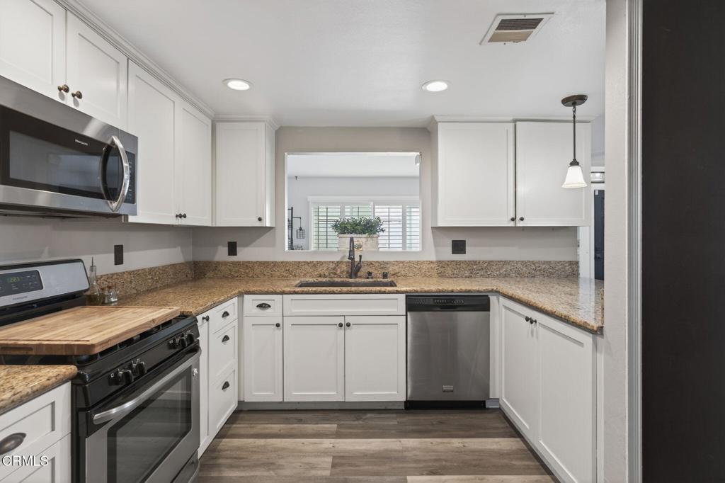 5121 Perkins Road Oxnard, CA 93033 - Photo 14 of 30