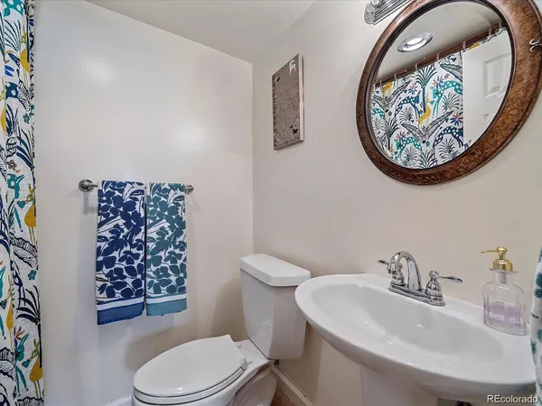 $1,895 | 1111 Ash Street, Unit 307, Denver, CO 80220