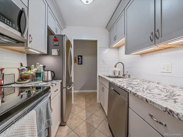 $1,895 | 1111 Ash Street, Unit 307, Denver, CO 80220