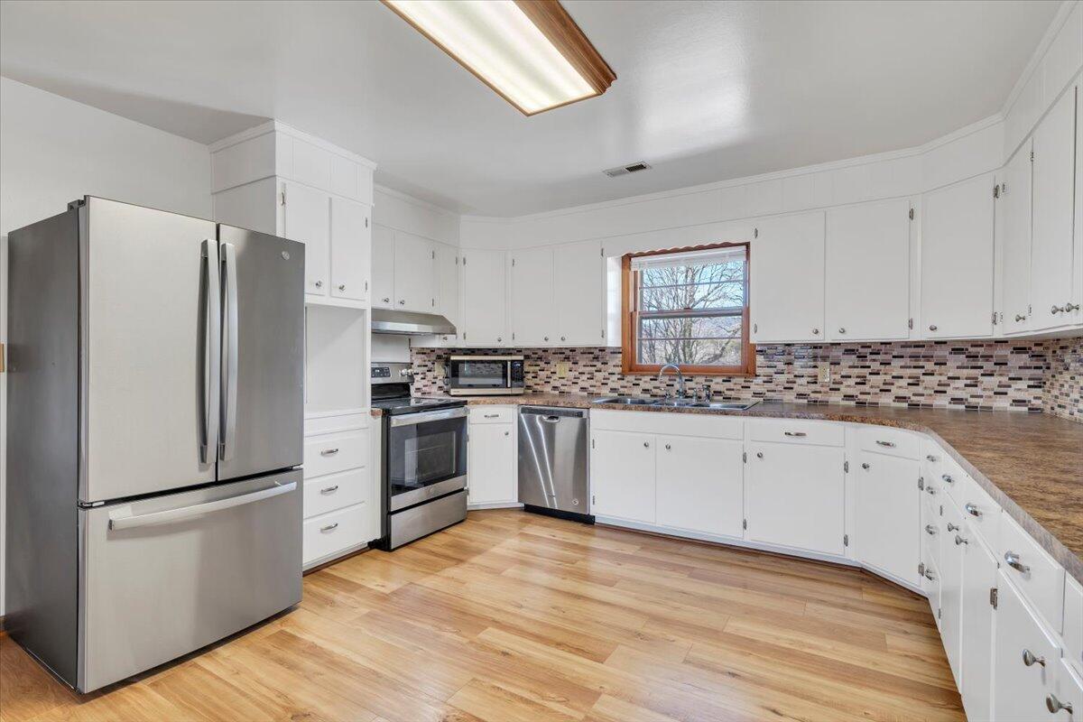 830 Dexter Road Roanoke, VA 24019 - Photo 12 of 48 12-MIB07158