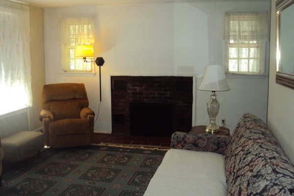 139 Den Quarry Road Lynn, MA 01904 - Photo 8 of 12 Gallery Image 8