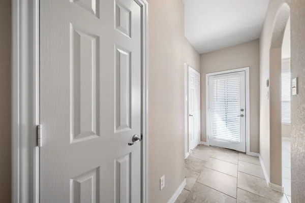 $2,395 | 153 East Montfair Boulevard, The Woodlands, TX 77382
