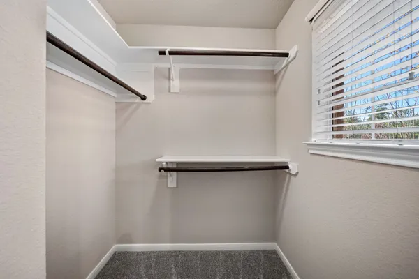 $2,395 | 153 East Montfair Boulevard, The Woodlands, TX 77382