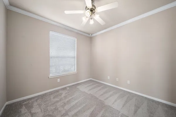 $2,395 | 153 East Montfair Boulevard, The Woodlands, TX 77382