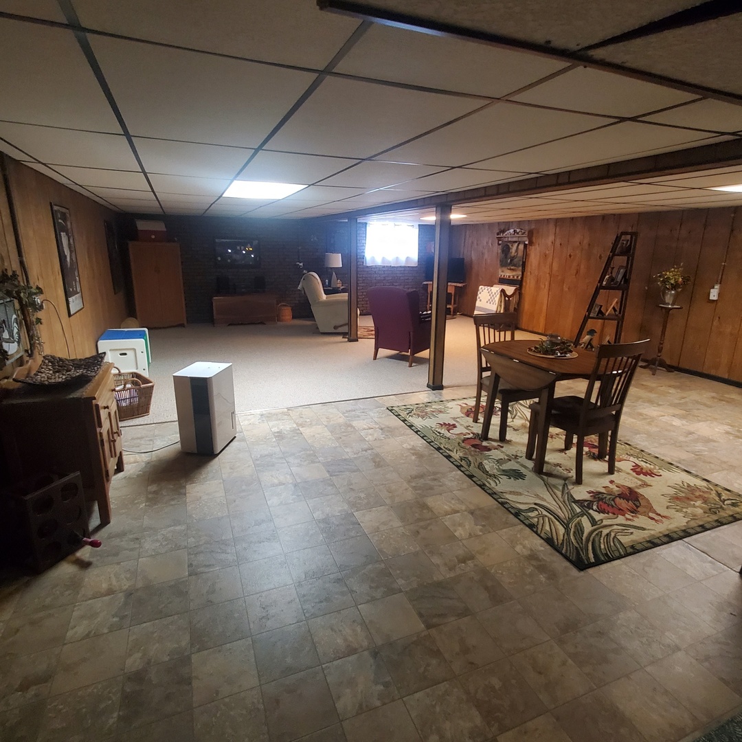 3135 2780 N Road Donovan, IL 60931 - Photo 32 of 38