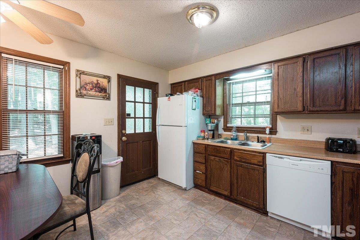 100 Strawbridge Court Raleigh, NC 27615 - Photo 7 of 20 Gallery Image 7