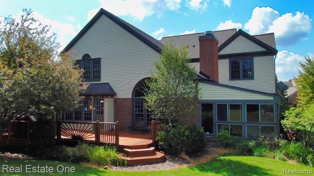 2458 Pleasant View Drive Rochester Hills, MI 48306 - Photo 12 of 68