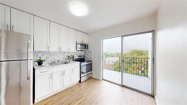 $2,200 | 444 Southwest 27th Avenue, Unit 59, Miami, FL 33135