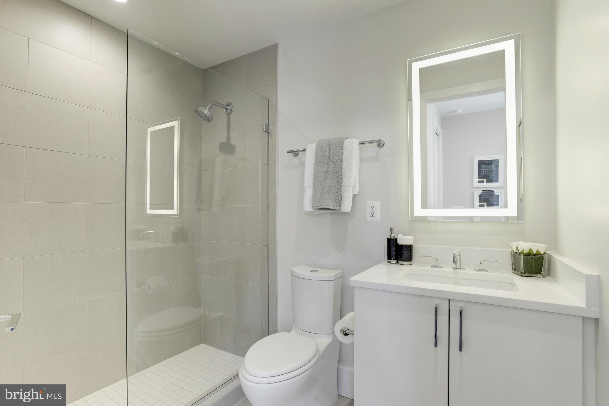 1817 Vernon Street Northwest, Unit 3 Washington, DC 20009 - Photo 12 of 28 Main Level Full Bath