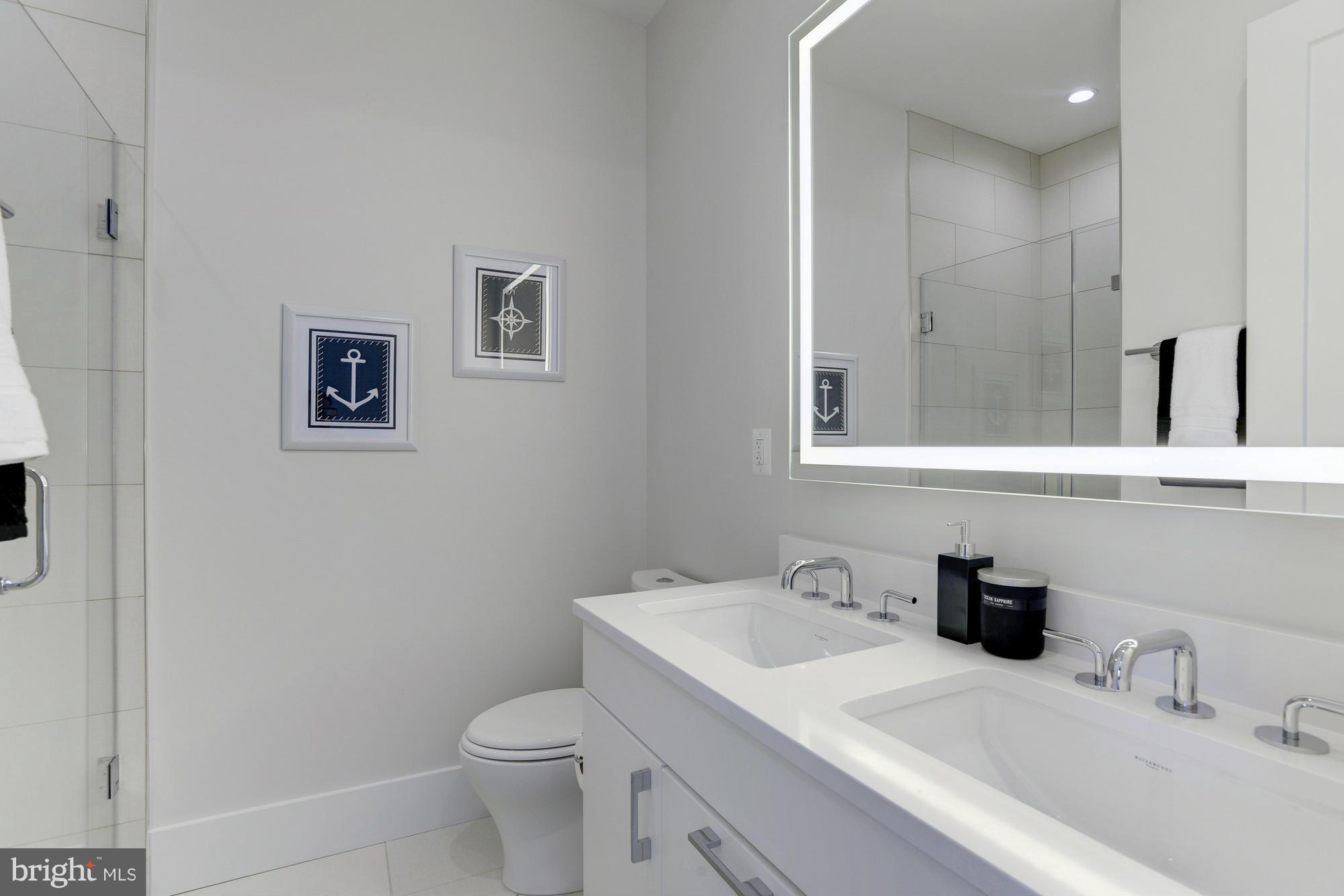 1817 Vernon Street Northwest, Unit 3 Washington, DC 20009 - Photo 17 of 28 Second Level Full Bath