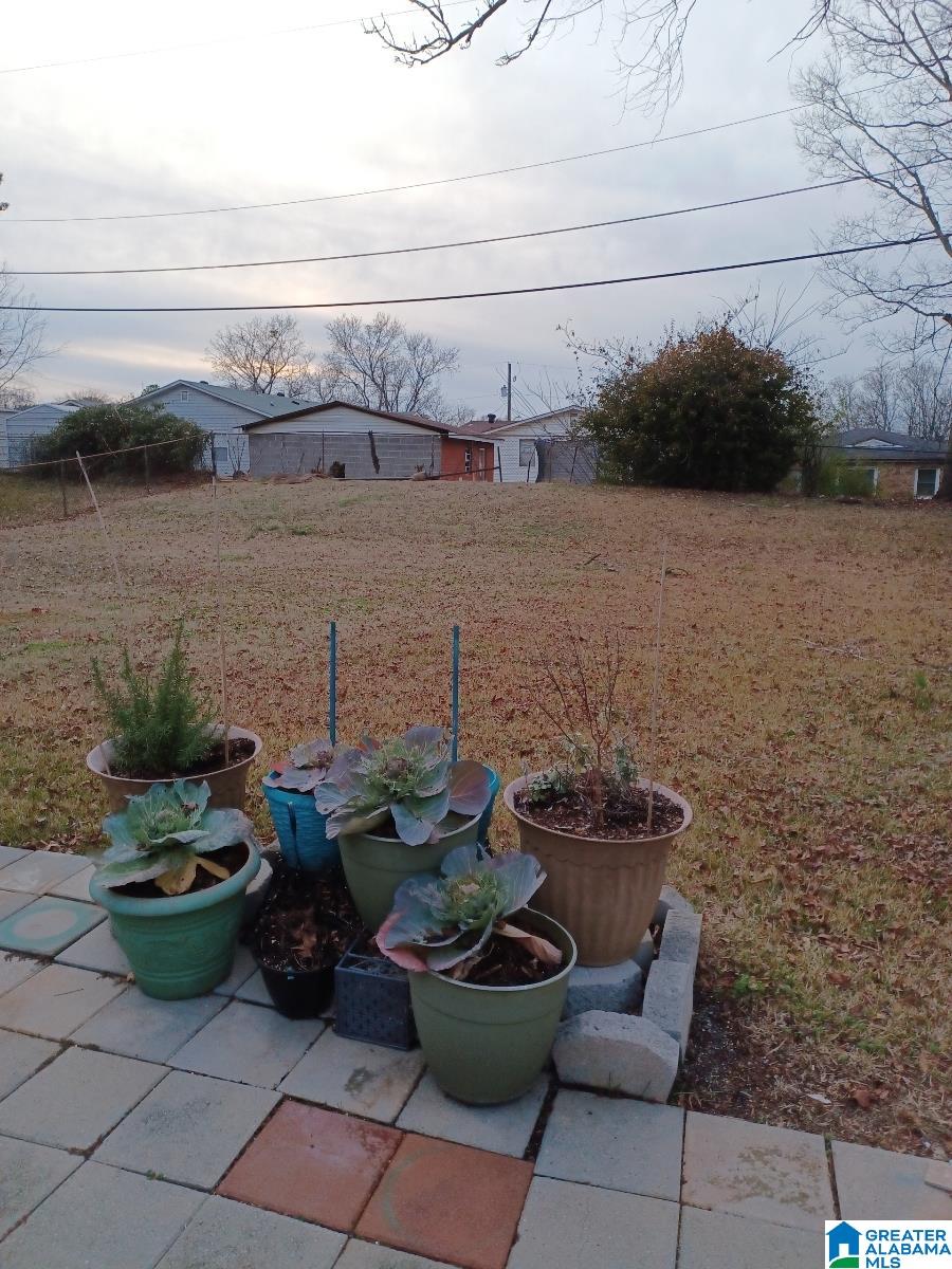 1532 17th Way Southwest Birmingham, AL 35211 - Photo 8 of 10