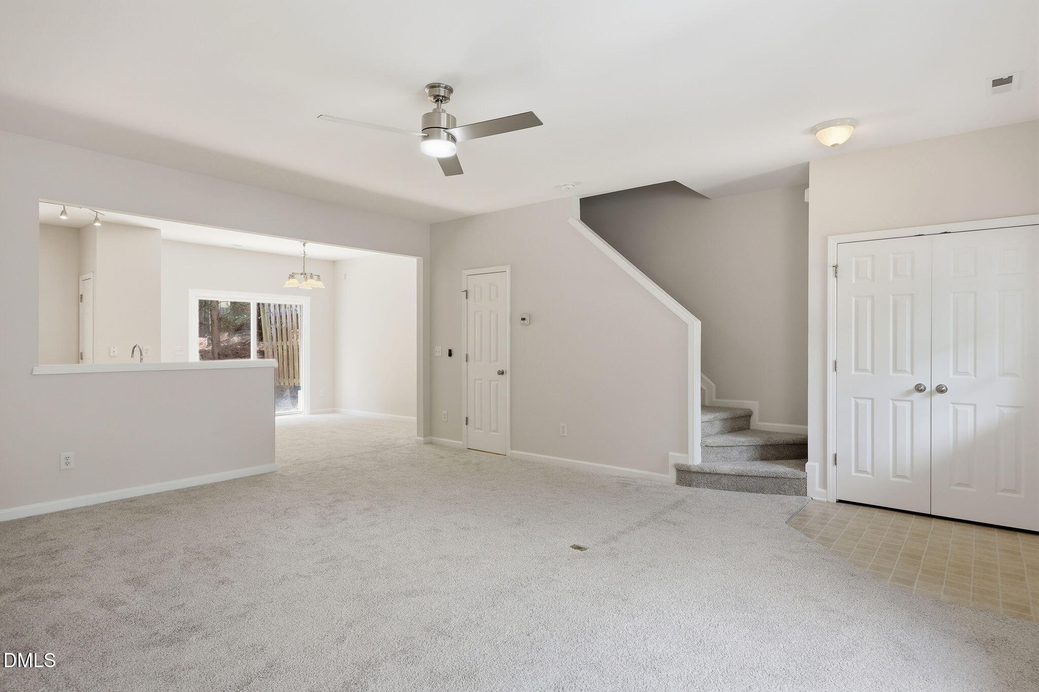 8211 Clasara Circle Raleigh, NC 27613 - Photo 6 of 36