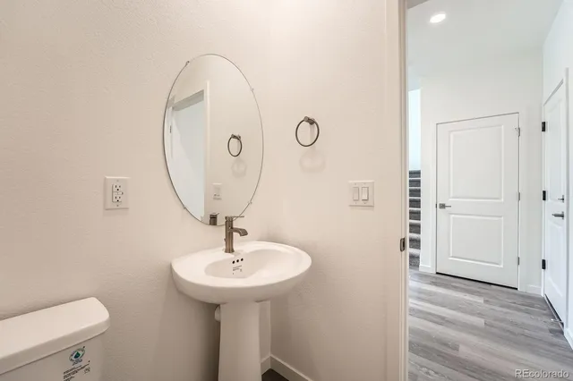 $479,990 | 1236 South Algonquian Street, Aurora, CO 80018