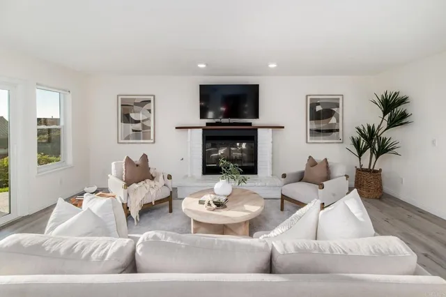 $1,737,000 | 2515 Luciernaga Street, Carlsbad, CA 92009