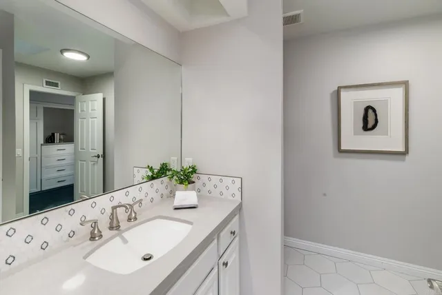 $1,737,000 | 2515 Luciernaga Street, Carlsbad, CA 92009