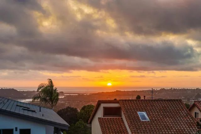 $1,737,000 | 2515 Luciernaga Street, Carlsbad, CA 92009