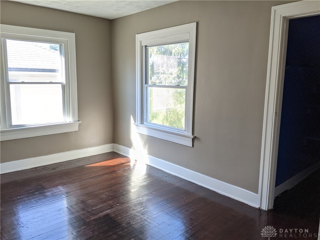 1931 Rugby Road Dayton, OH 45406 - Photo 15 of 20 2nd bedroom