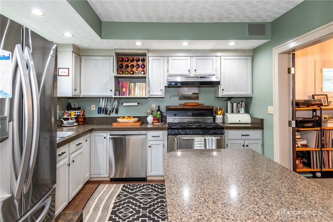 568 Shroyer Road Dayton, OH 45419 - Photo 13 of 43 Gallery Image 13