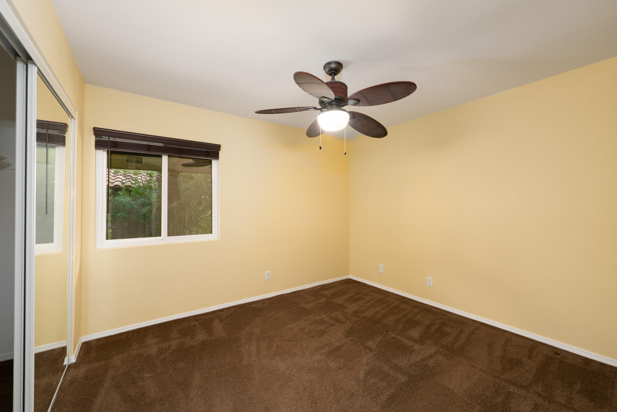343 West Mariscal Road Palm Springs, CA 92262 - Photo 15 of 32 a view of a big room with carpet