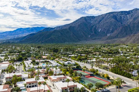 $425,000 | 343 West Mariscal Road, Palm Springs, CA 92262