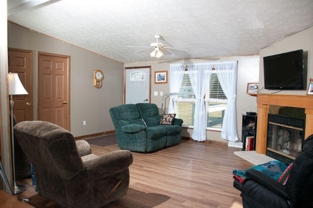 11935 North Satterlee Road Lakeview, MI 48850 - Photo 8 of 20 IMGP0063