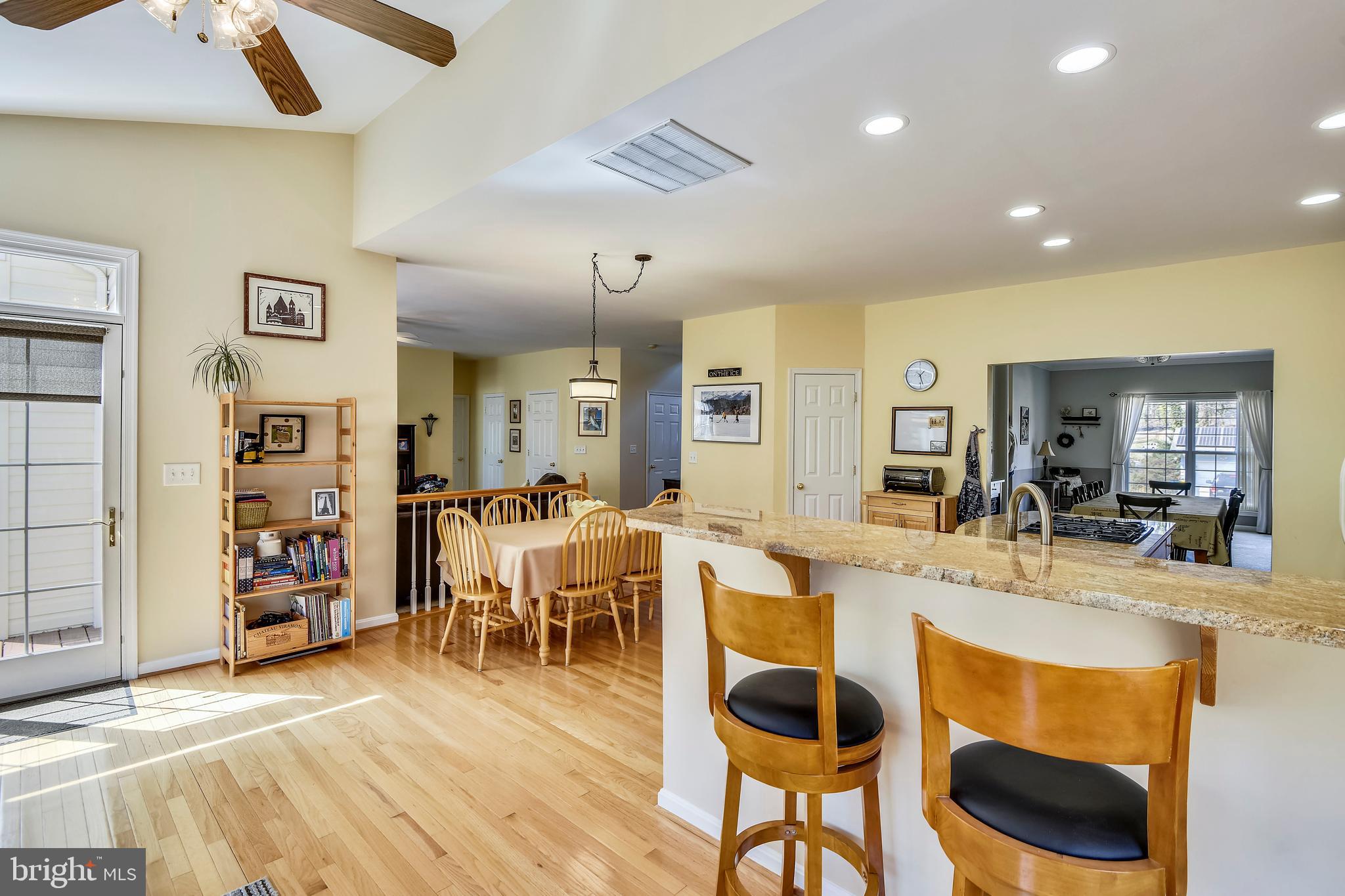 18 Sheridan Road Arnold, MD 21012 - Photo 9 of 65 Breakfast Bar