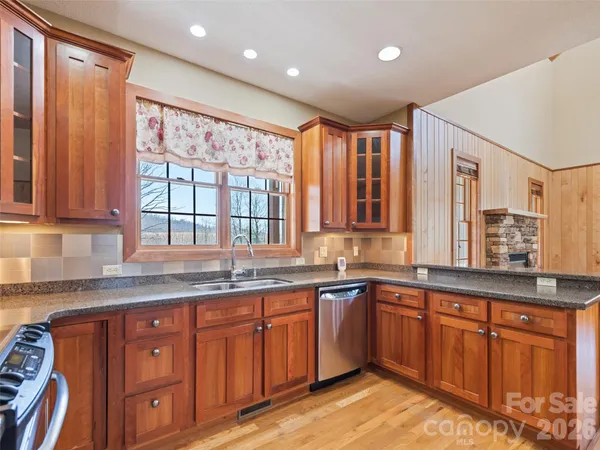 $699,900 | 184 Silent Forest Drive, Canton, NC 28716