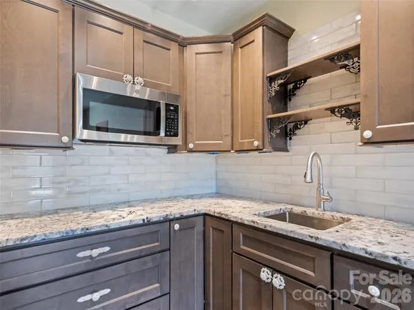 $699,900 | 184 Silent Forest Drive, Canton, NC 28716