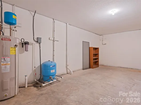 $699,900 | 184 Silent Forest Drive, Canton, NC 28716