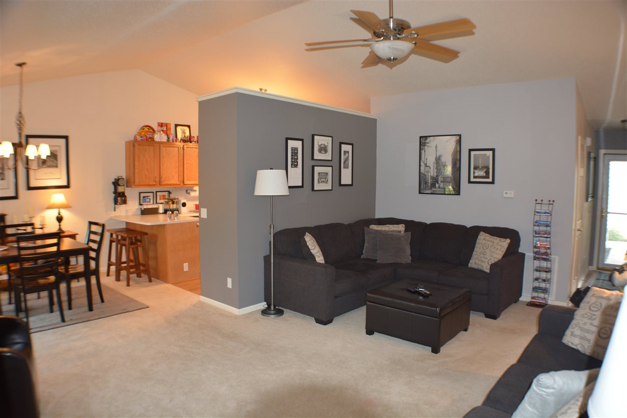1046 Springwater Road Kokomo, IN 46902 - Photo 4 of 18