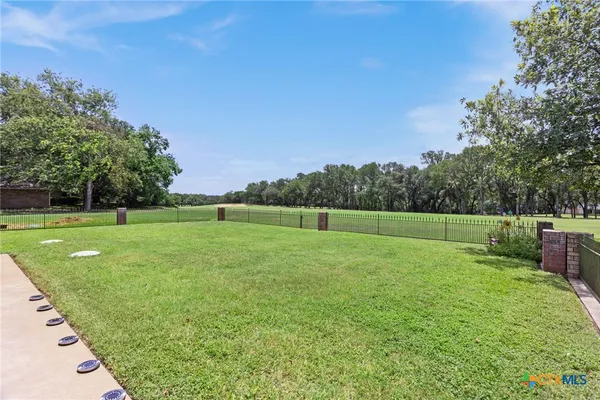 $375,000 | 2101 Chisholm Trail, Salado, TX 76571