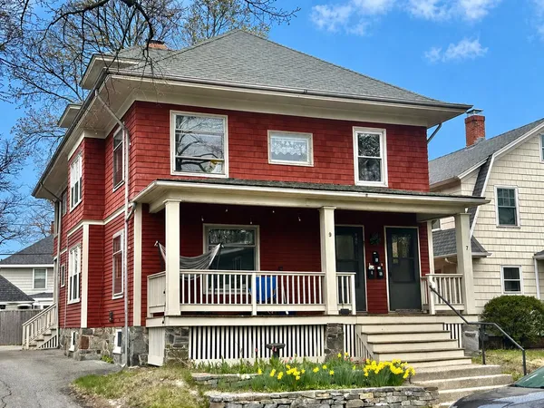 $858,000 | 9 Grasmere Road, Portland, ME 04101