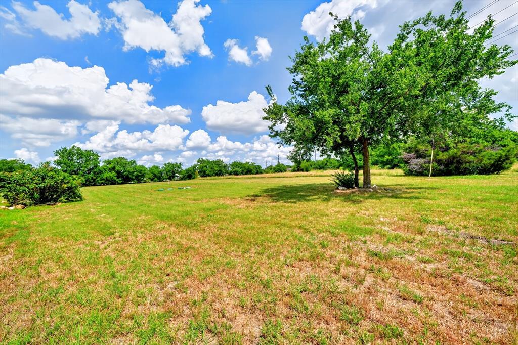 11110 Old Stoney Road Ponder, TX 76259 - Photo 33 of 39