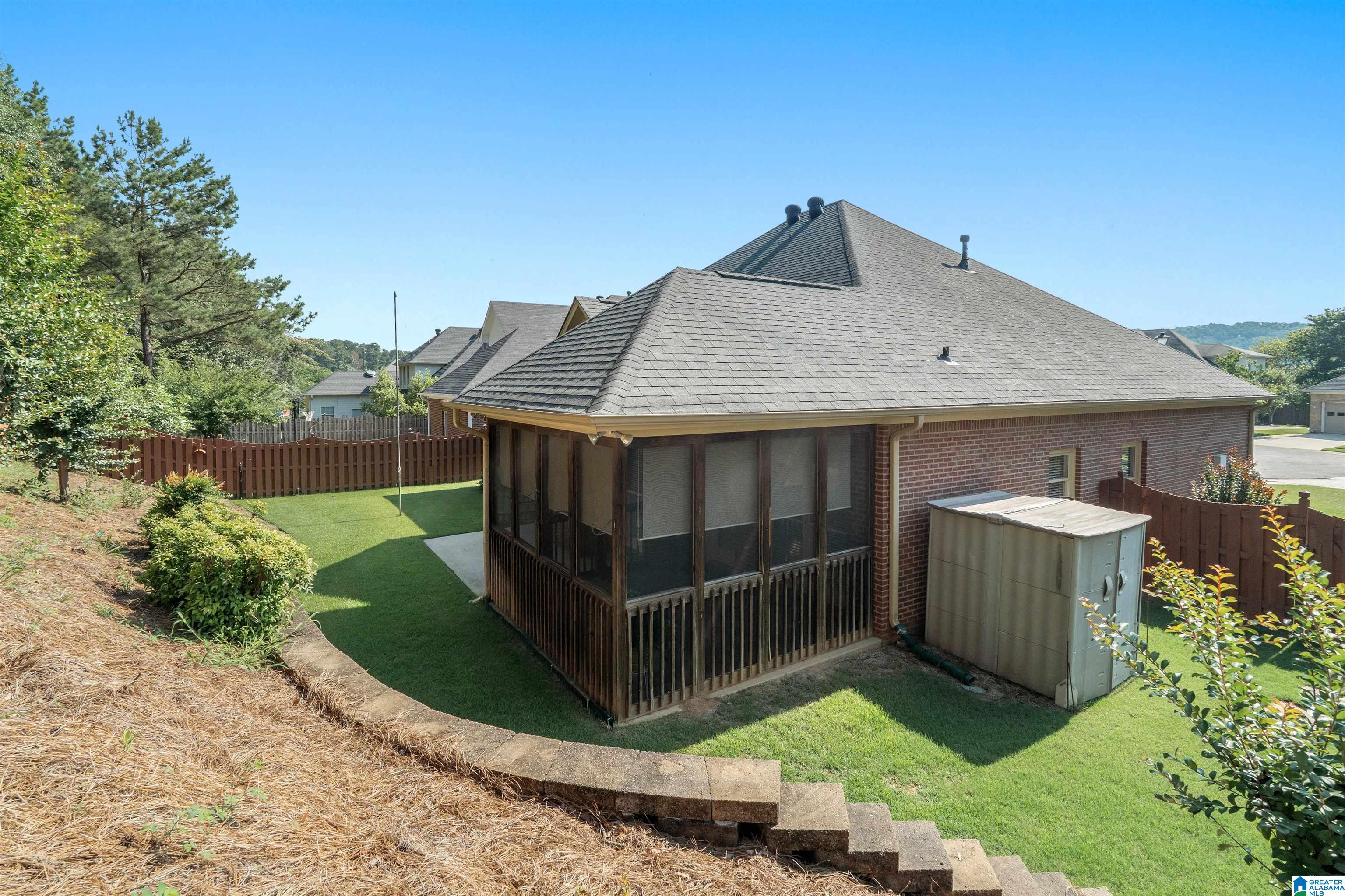 203 Beaver Crest Pelham, AL 35124 - Photo 32 of 35