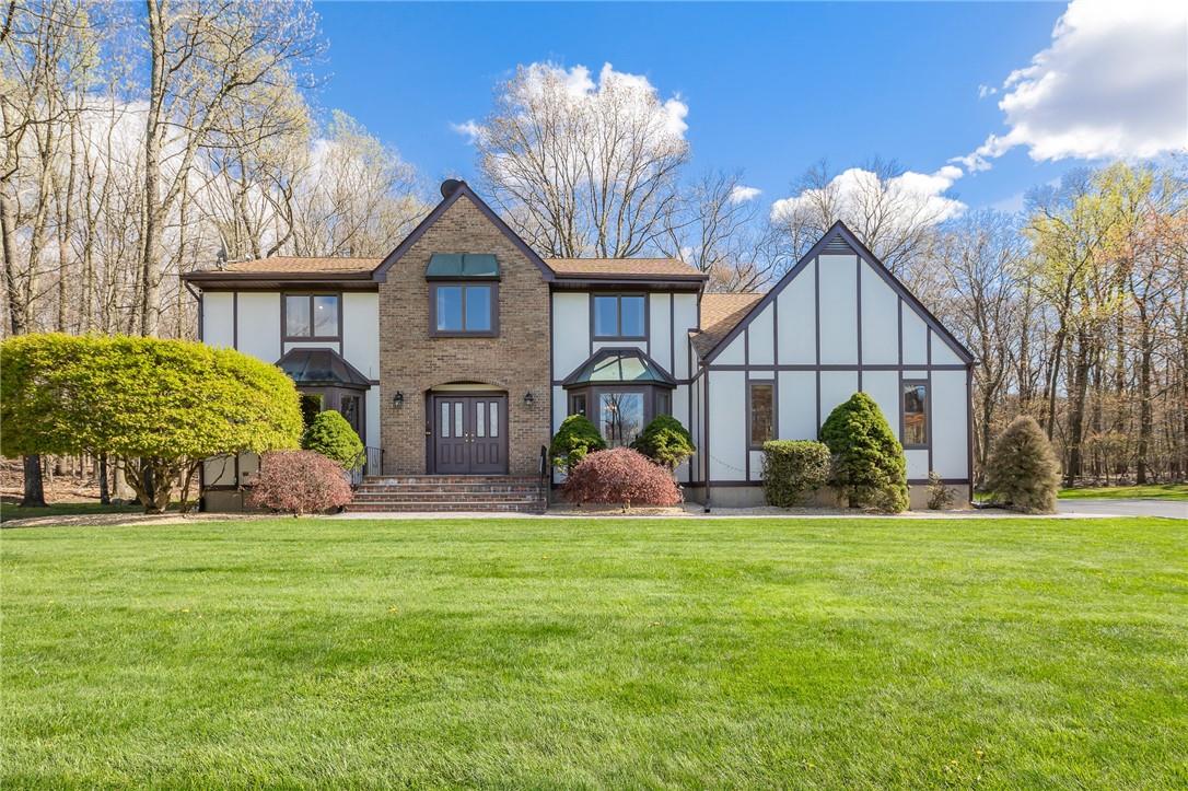 4 Lisa Lane Spring Valley, NY 10977 - Photo 1 of 1